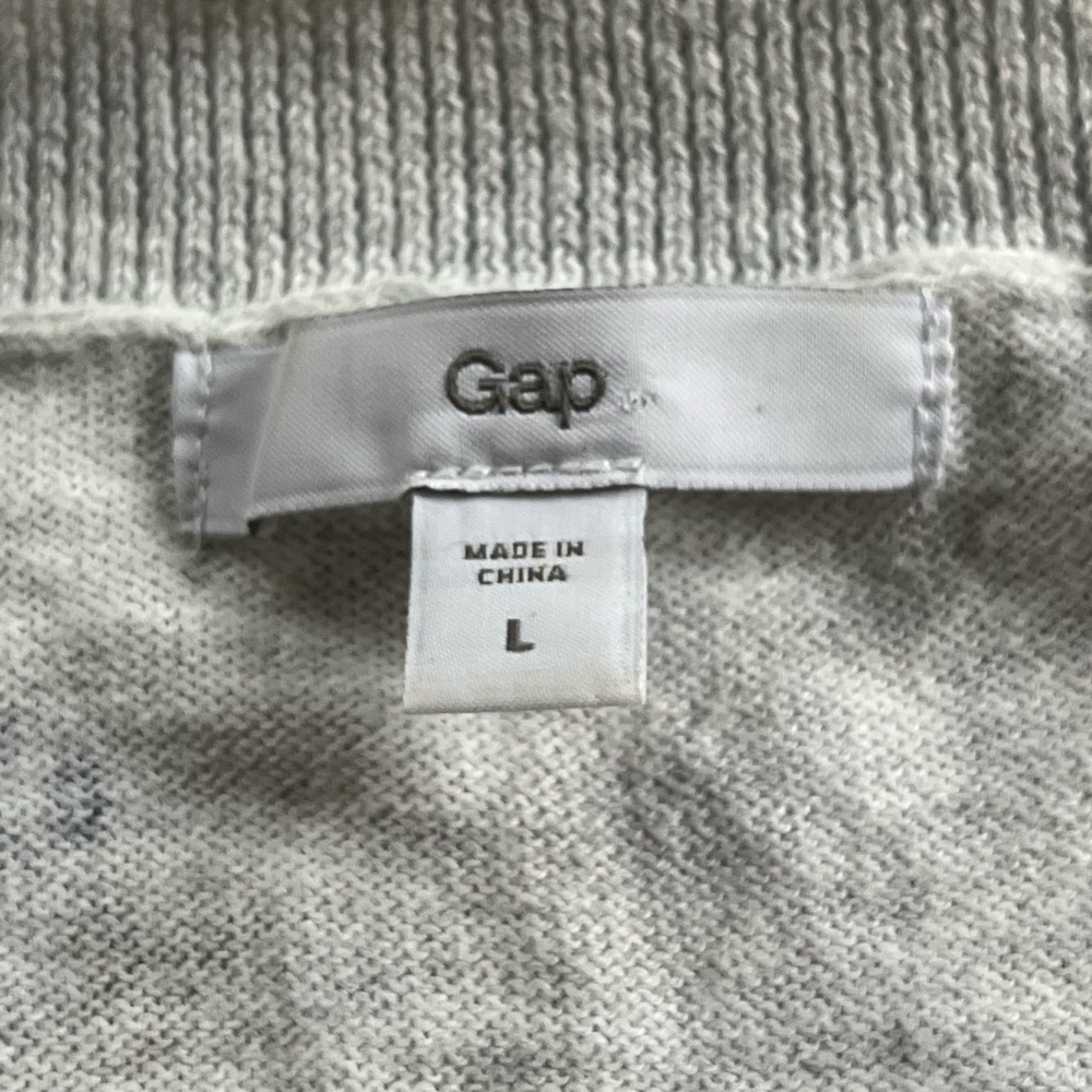 Gap Gray Cardigan with Blue Floral Print. Women's Size: L. - Picture 8 of 10